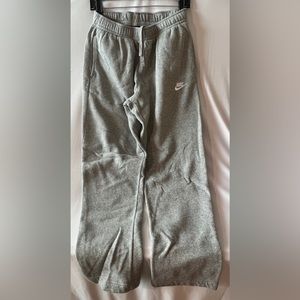 NIKE Sportswear Club Fleece Men's Sweatpants